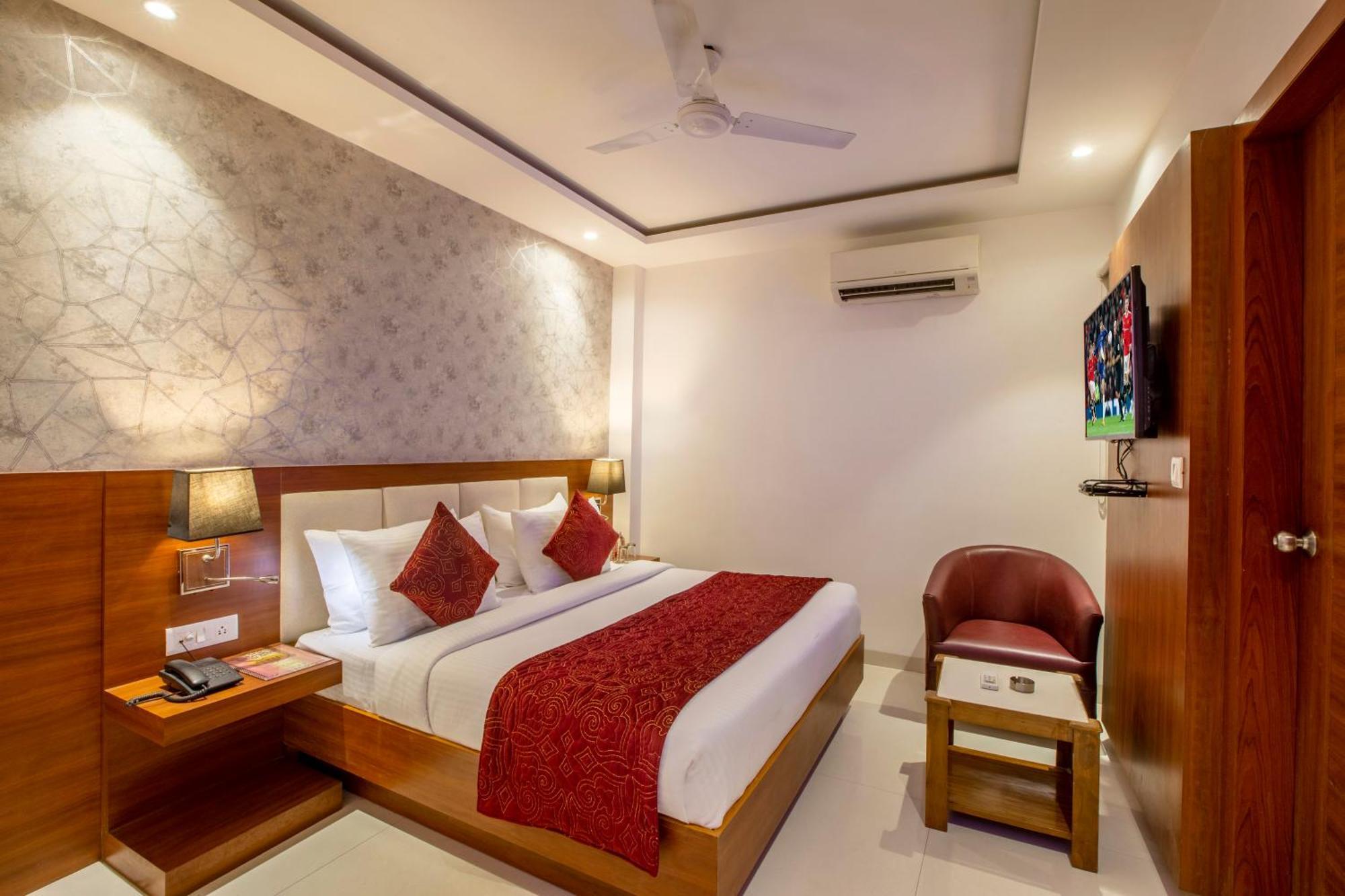 Hotel Arch Suites - Near Aerocity Nueva Delhi Exterior foto