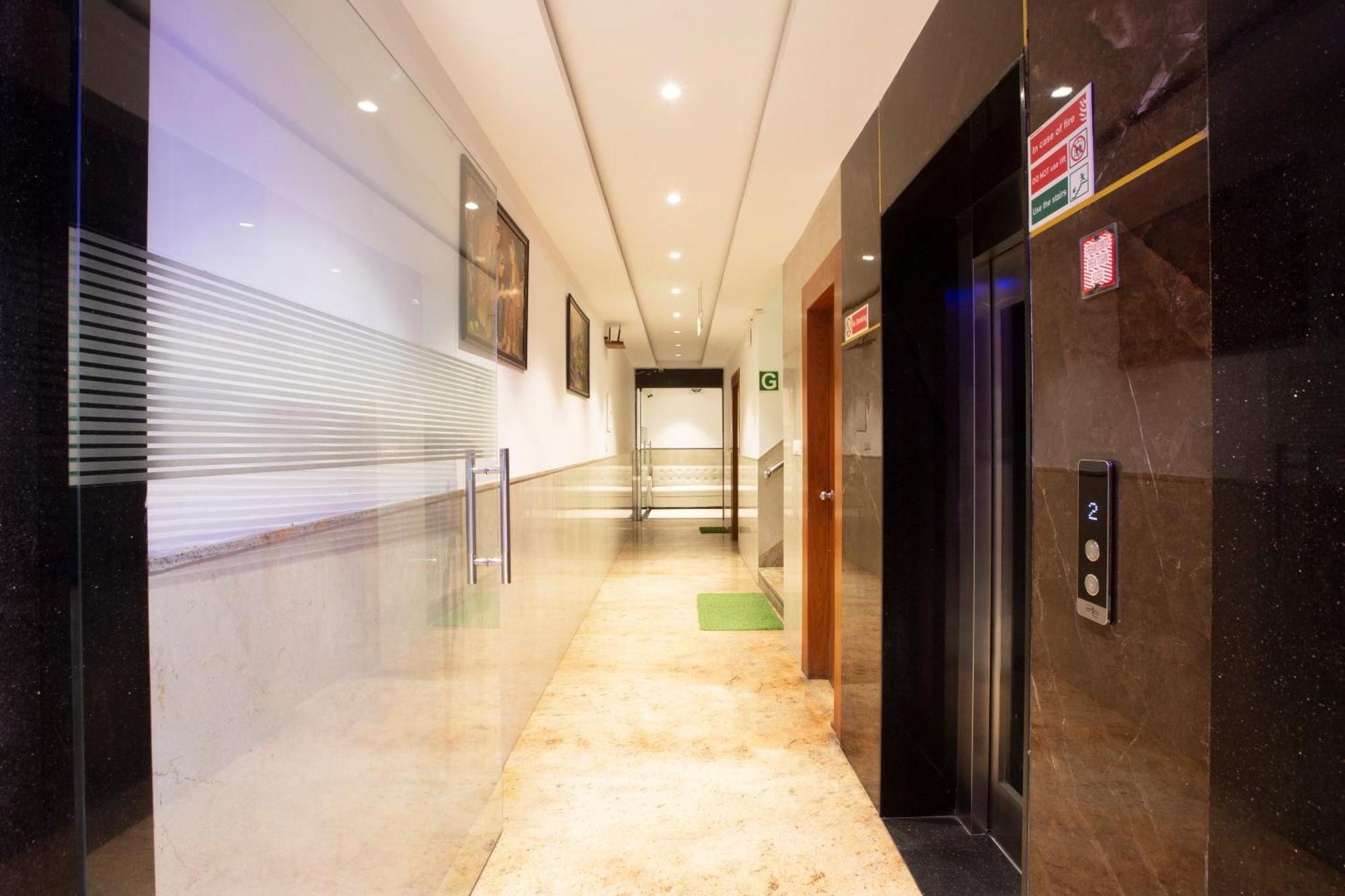 Hotel Arch Suites - Near Aerocity Nueva Delhi Exterior foto
